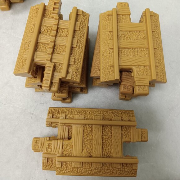 Fisher Price GeoTRAX Brown Tan Railway Tracks Straights and Curves Lot of 41 - Picture 4 of 8